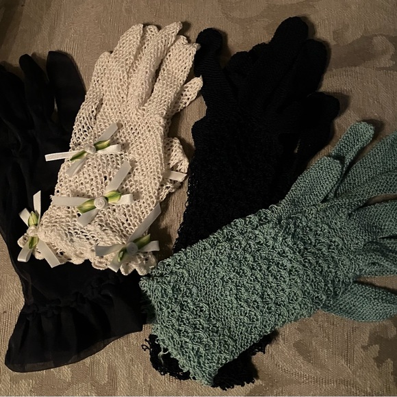 *4 pairs of Vintage Crochet and Gloves & sheer  Mid Century Dress Summer Gloves - Picture 2 of 14